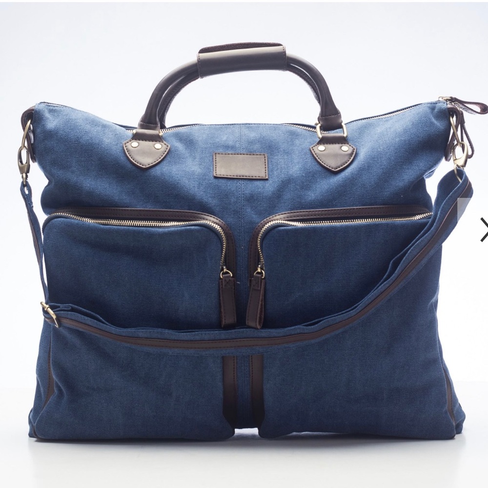 Quinton Blue Weekender Bag